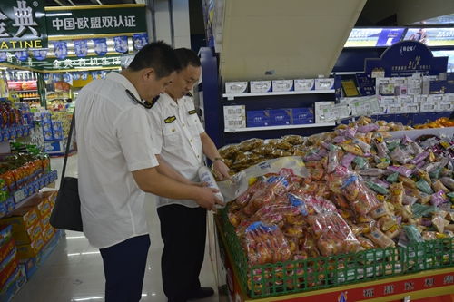 河北省寧晉縣市場監督管理局開展雙節前食品塑包產品質量大檢查