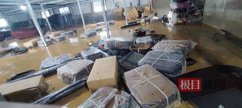 極端暴雨襲福建 箱包廠貨品和機器被沖走,一座橋梁深夜垮塌